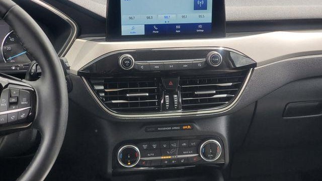 2022 Ford Escape Hybrid SE