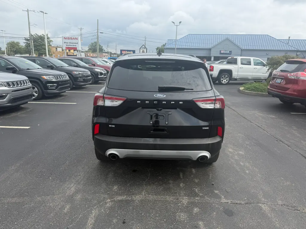 2020 Ford Escape - $17,995