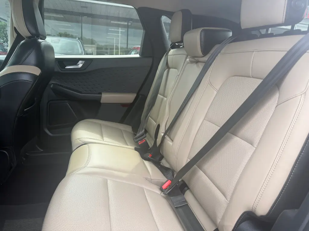 2020 Ford Escape - $17,995