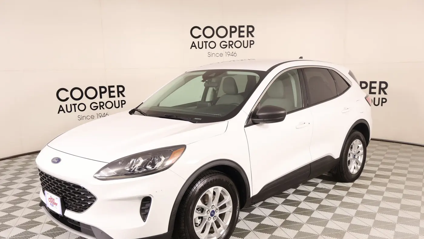 2022 Ford Escape Hybrid SE