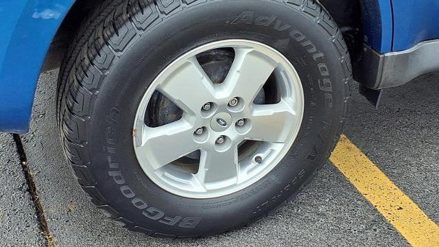 2011 Ford Escape XLS