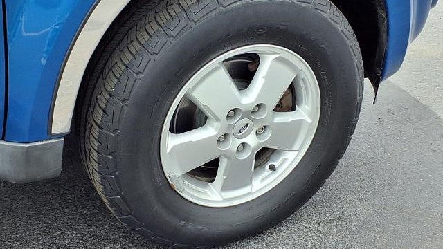 2011 Ford Escape XLS