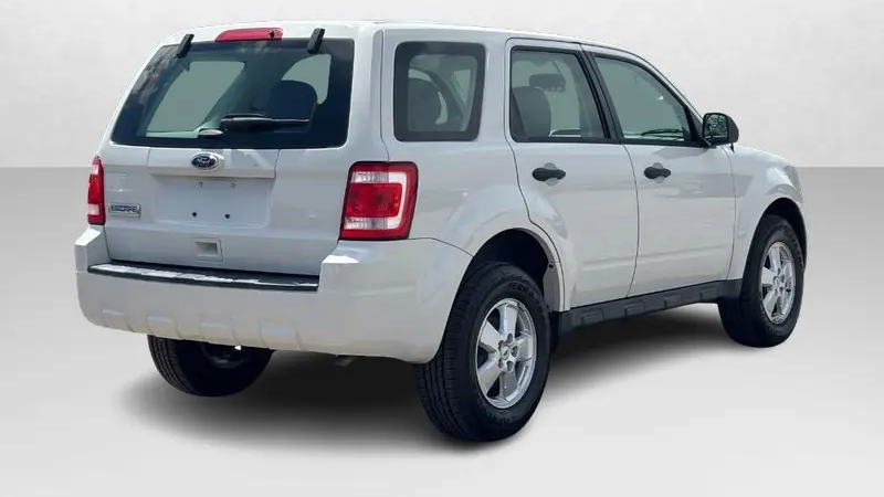 2011 Ford Escape XLS