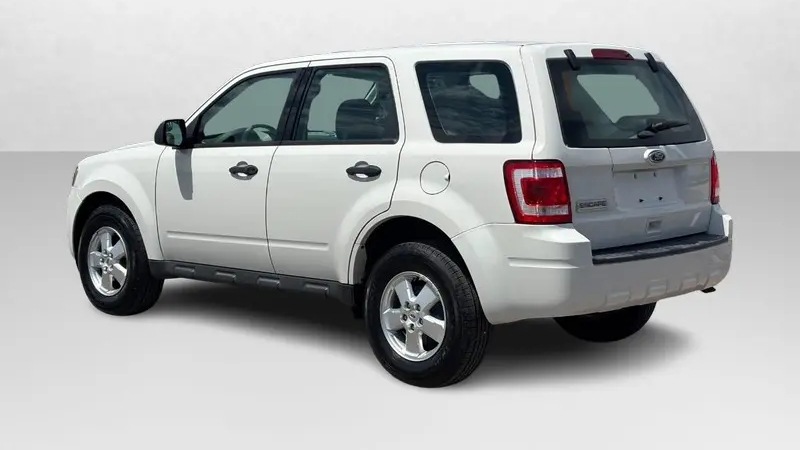 2011 Ford Escape XLS