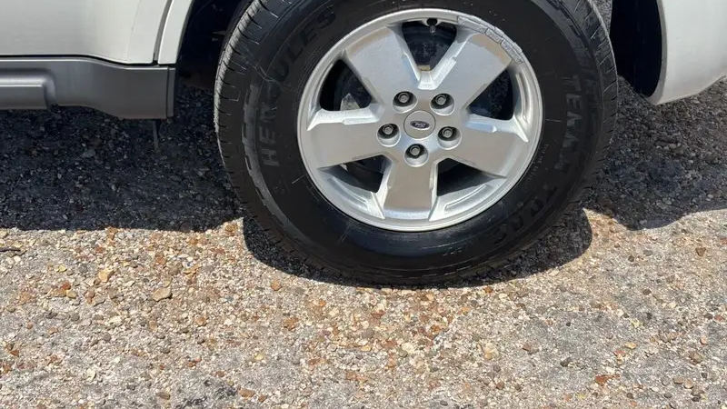 2011 Ford Escape XLS
