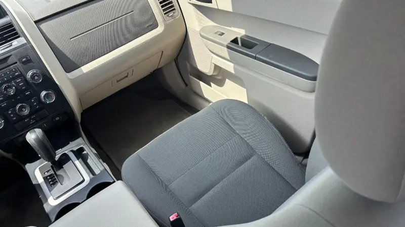 2011 Ford Escape XLS