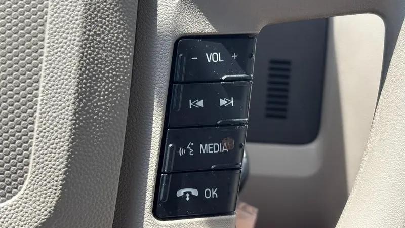 2011 Ford Escape XLS