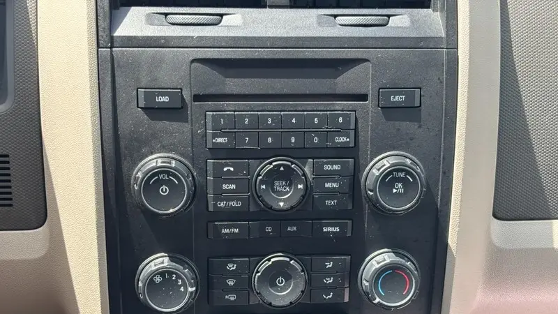 2011 Ford Escape XLS