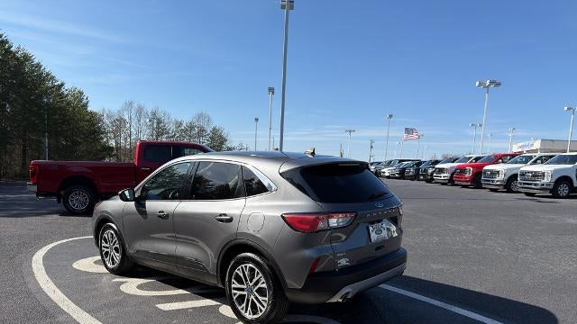 2022 Ford Escape Hybrid SEL