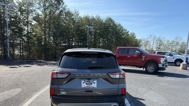 2022 Ford Escape Hybrid SEL