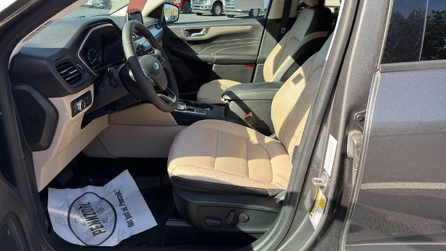 2022 Ford Escape Hybrid SEL
