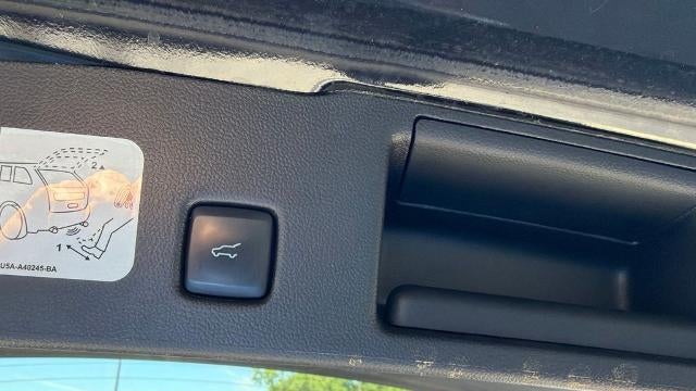 2020 Ford Escape Hybrid Titanium