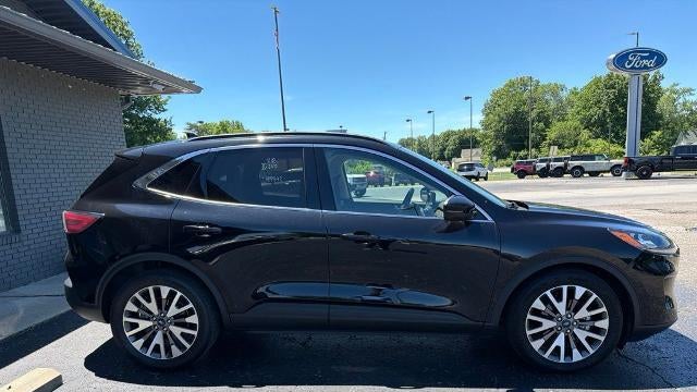 2020 Ford Escape Hybrid Titanium