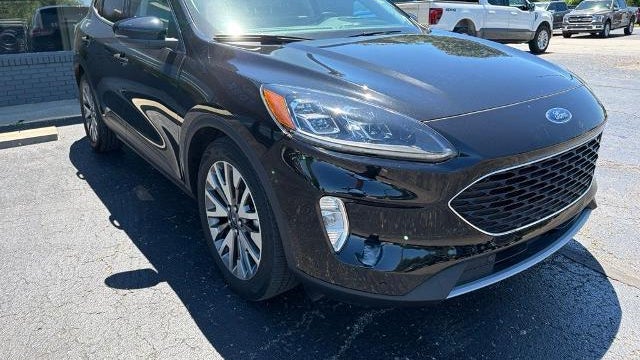 2020 Ford Escape Hybrid Titanium