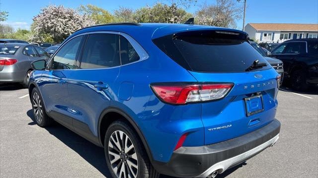 2020 Ford Escape Hybrid Titanium
