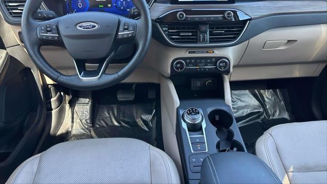 2020 Ford Escape Hybrid Titanium
