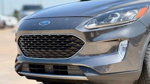2020 Ford Escape Hybrid Titanium