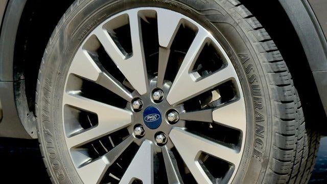 2020 Ford Escape Hybrid Titanium