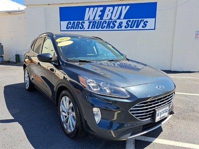 2022 Ford Escape Hybrid Titanium 4DR SUV