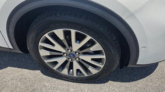 2020 Ford Escape Hybrid Titanium
