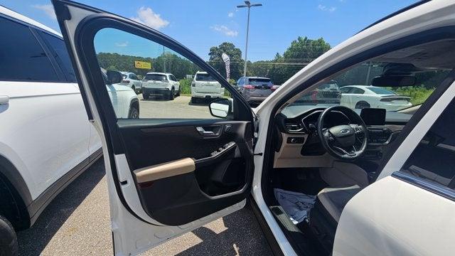2020 Ford Escape Hybrid Titanium