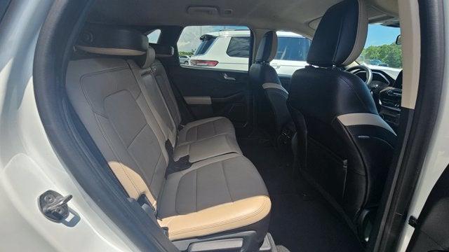 2020 Ford Escape Hybrid Titanium