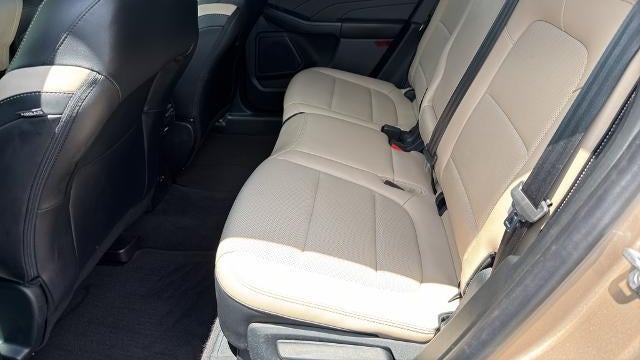 2021 Ford Escape Hybrid Titanium