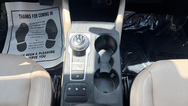 2021 Ford Escape Hybrid Titanium
