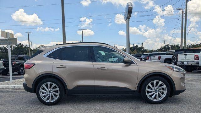 2021 Ford Escape Hybrid Titanium