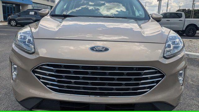 2021 Ford Escape Hybrid Titanium