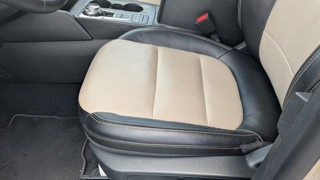 2021 Ford Escape Hybrid Titanium