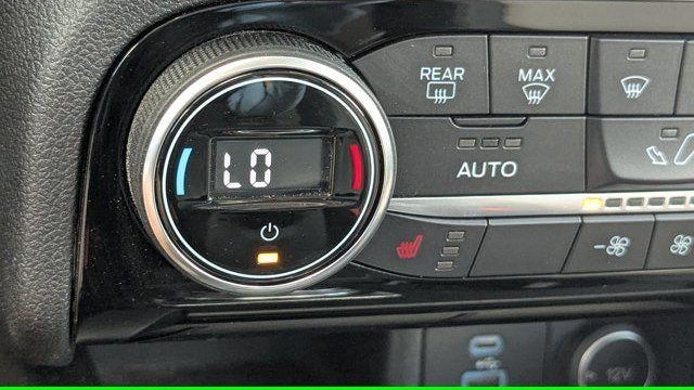 2021 Ford Escape Hybrid Titanium