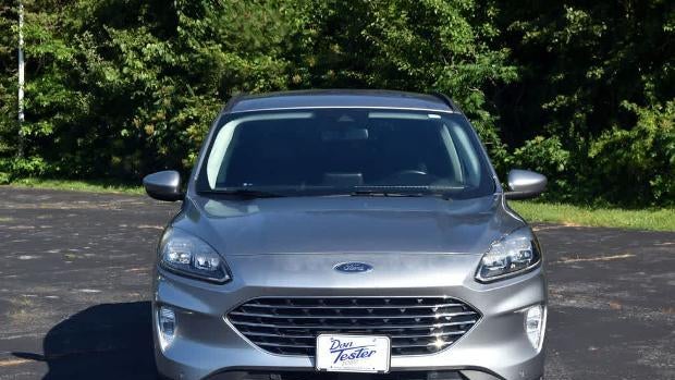 2022 Ford Escape Hybrid Titanium