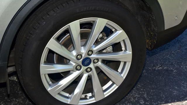 2022 Ford Escape Hybrid Titanium