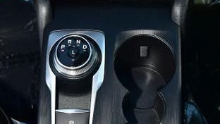 2022 Ford Escape Hybrid Titanium