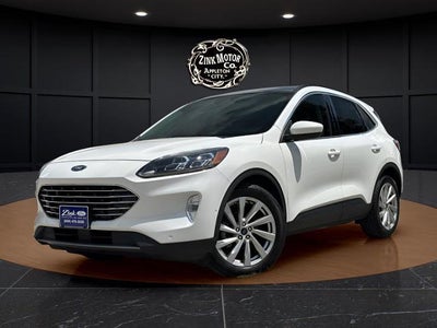 2022 Ford Escape Hybrid Titanium 4DR SUV