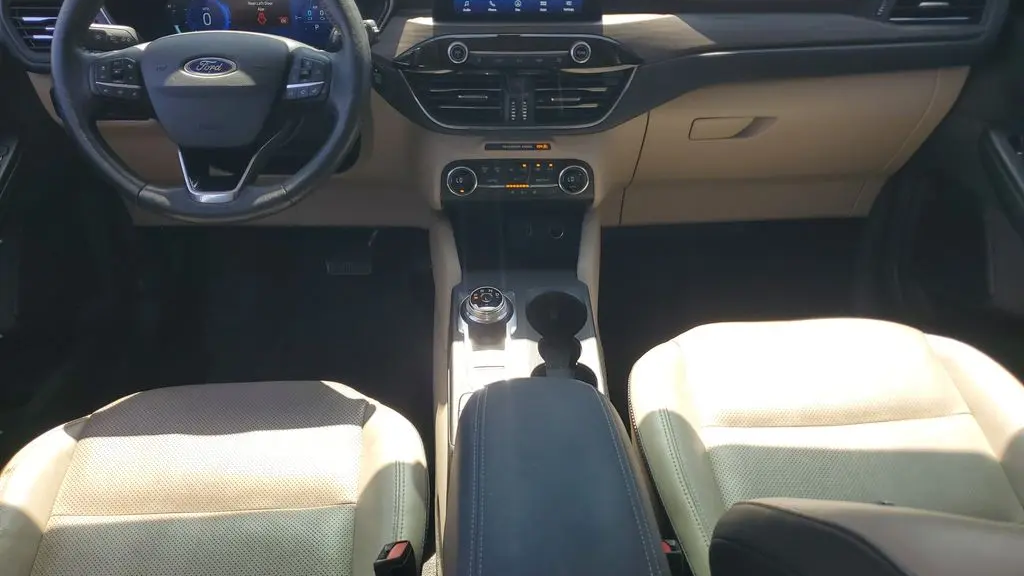 2020 Ford Escape Hybrid Titanium