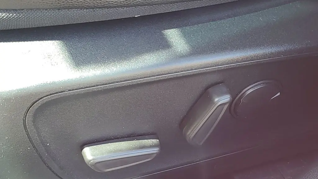 2020 Ford Escape Hybrid Titanium