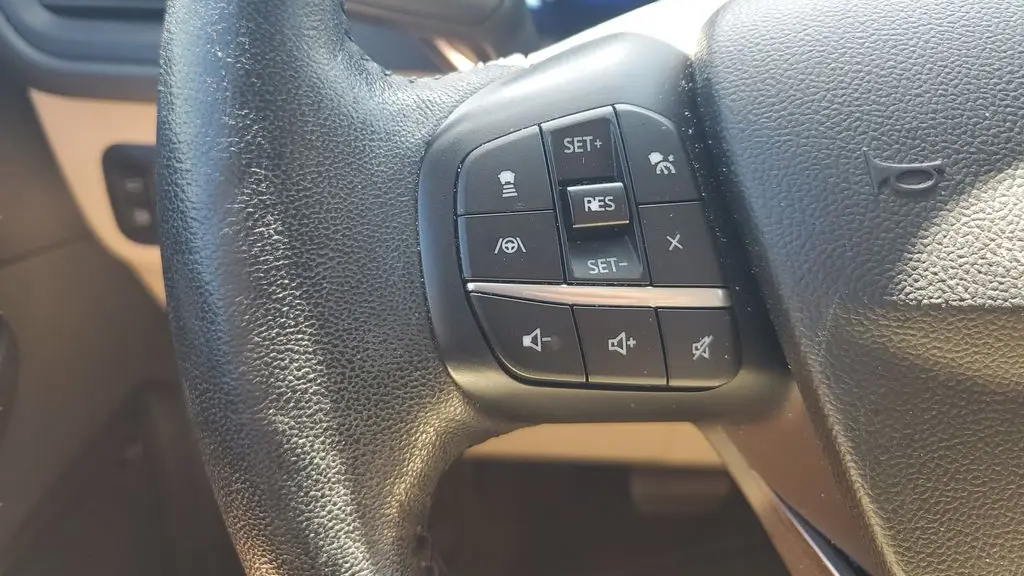 2020 Ford Escape Hybrid Titanium