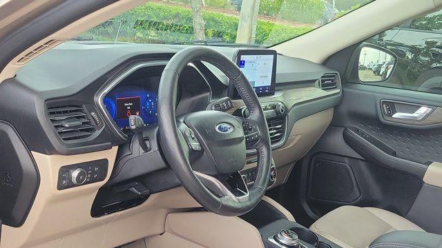 2020 Ford Escape Hybrid Titanium