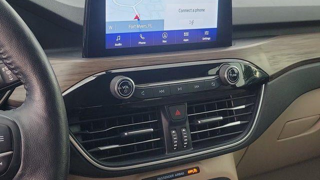 2020 Ford Escape Hybrid Titanium