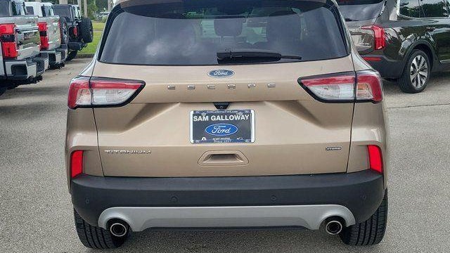 2020 Ford Escape Hybrid Titanium