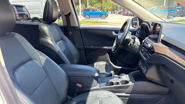2020 Ford Escape Hybrid Titanium