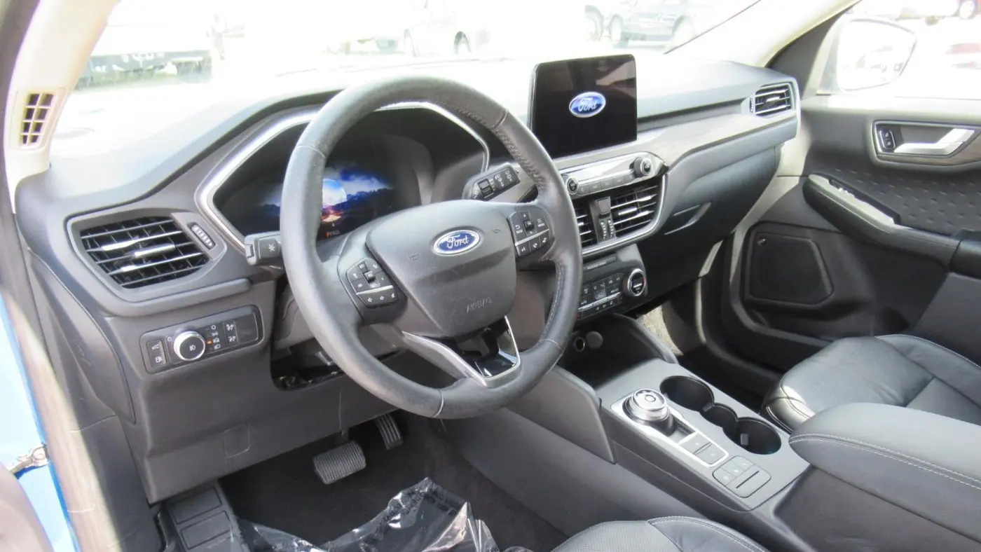 2020 Ford Escape Hybrid Titanium