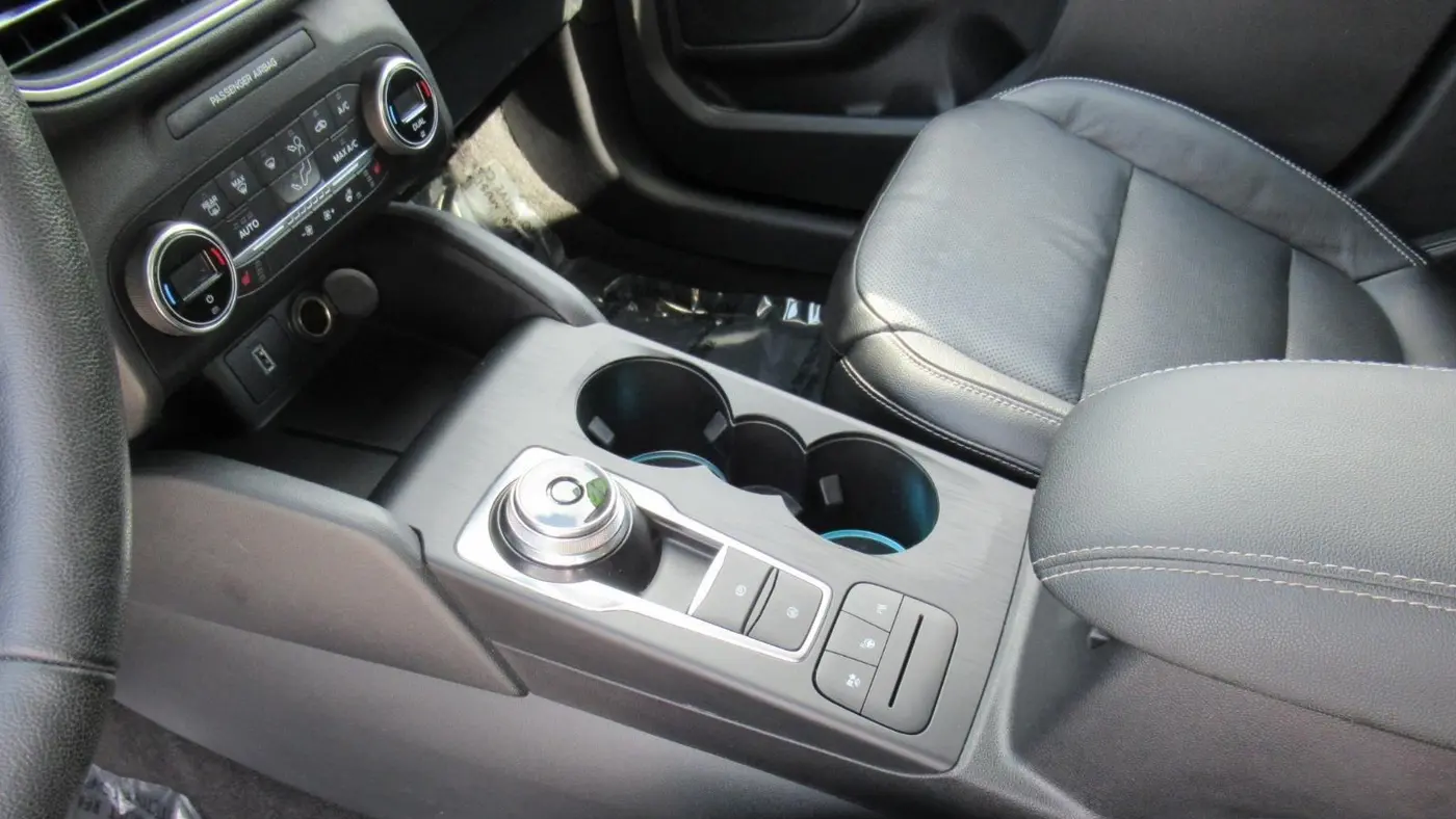 2020 Ford Escape Hybrid Titanium