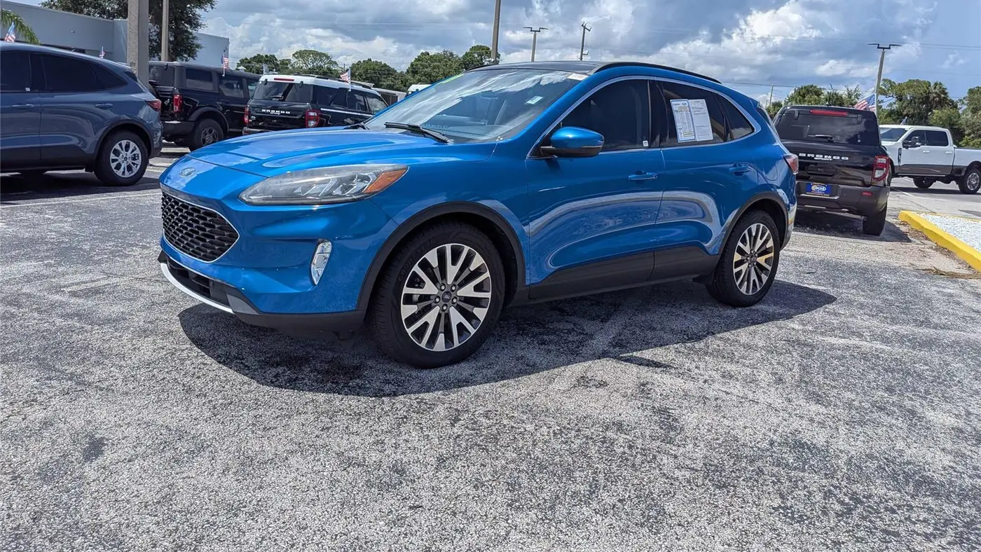 2020 Ford Escape Hybrid Titanium