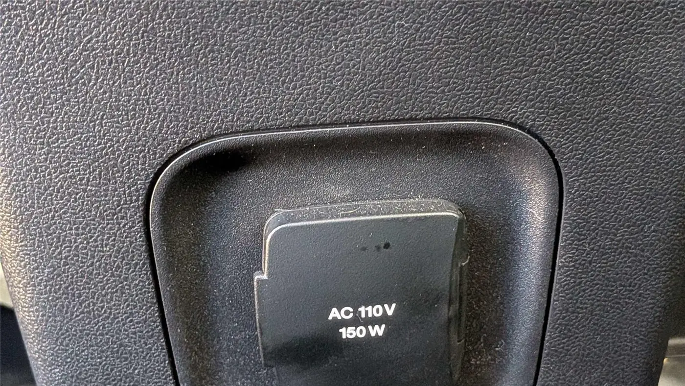 2020 Ford Escape Hybrid Titanium