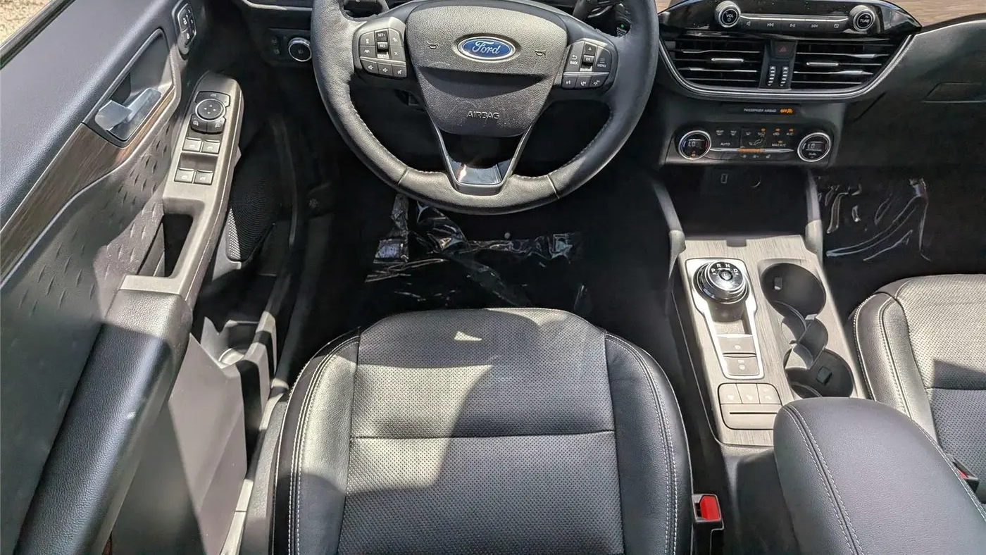 2020 Ford Escape Hybrid Titanium