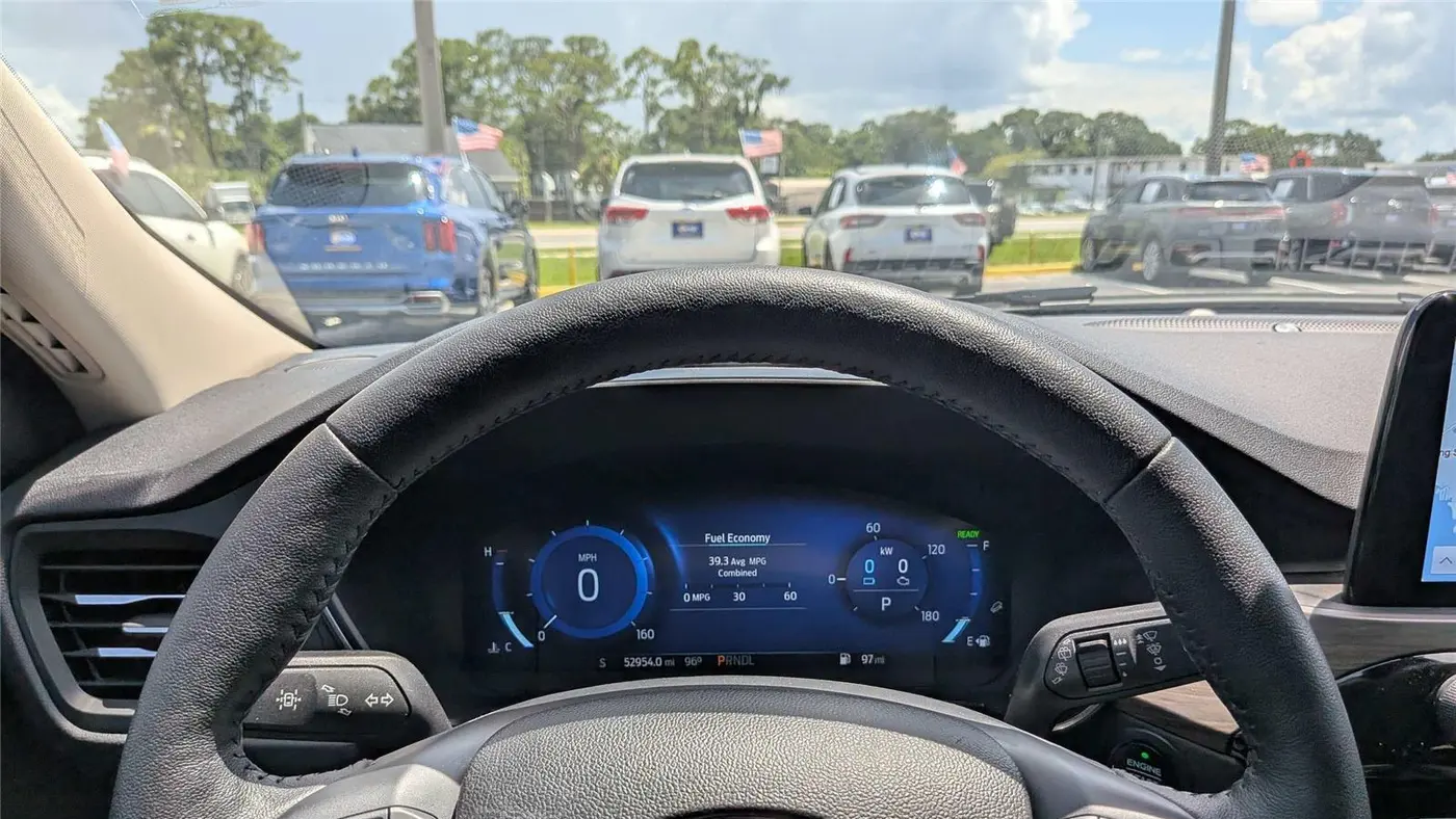 2020 Ford Escape Hybrid Titanium