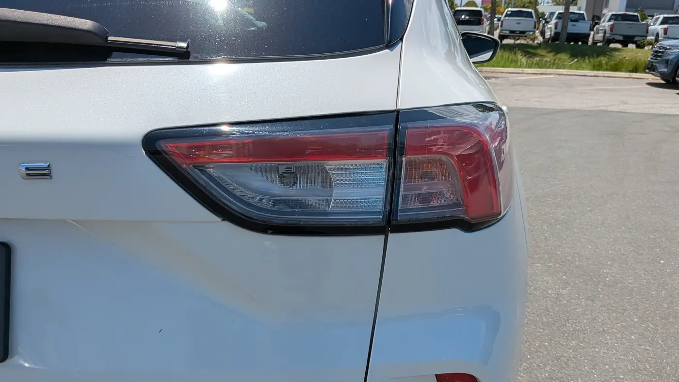 2020 Ford Escape Hybrid Titanium